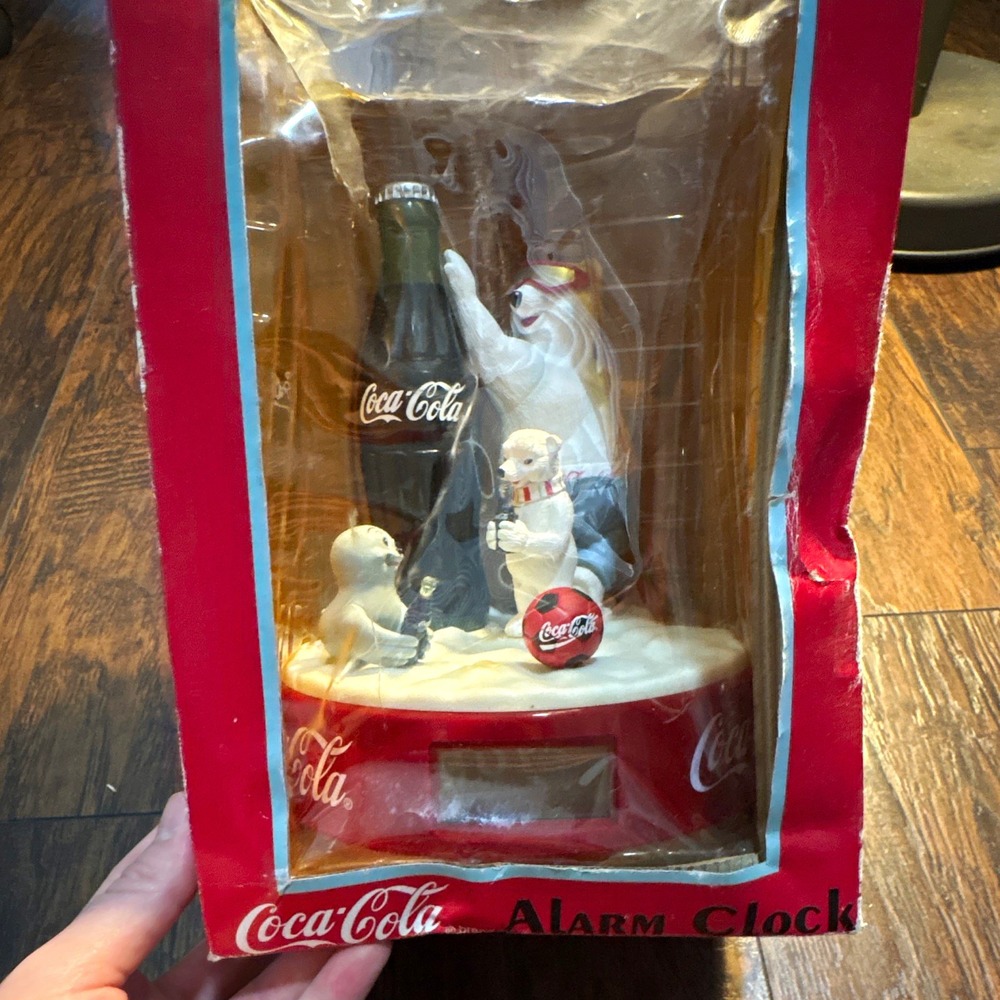 Vintage Coca-Cola Polar Bear & Seal Alarm Clock Jumbo Digital Display Red/White
